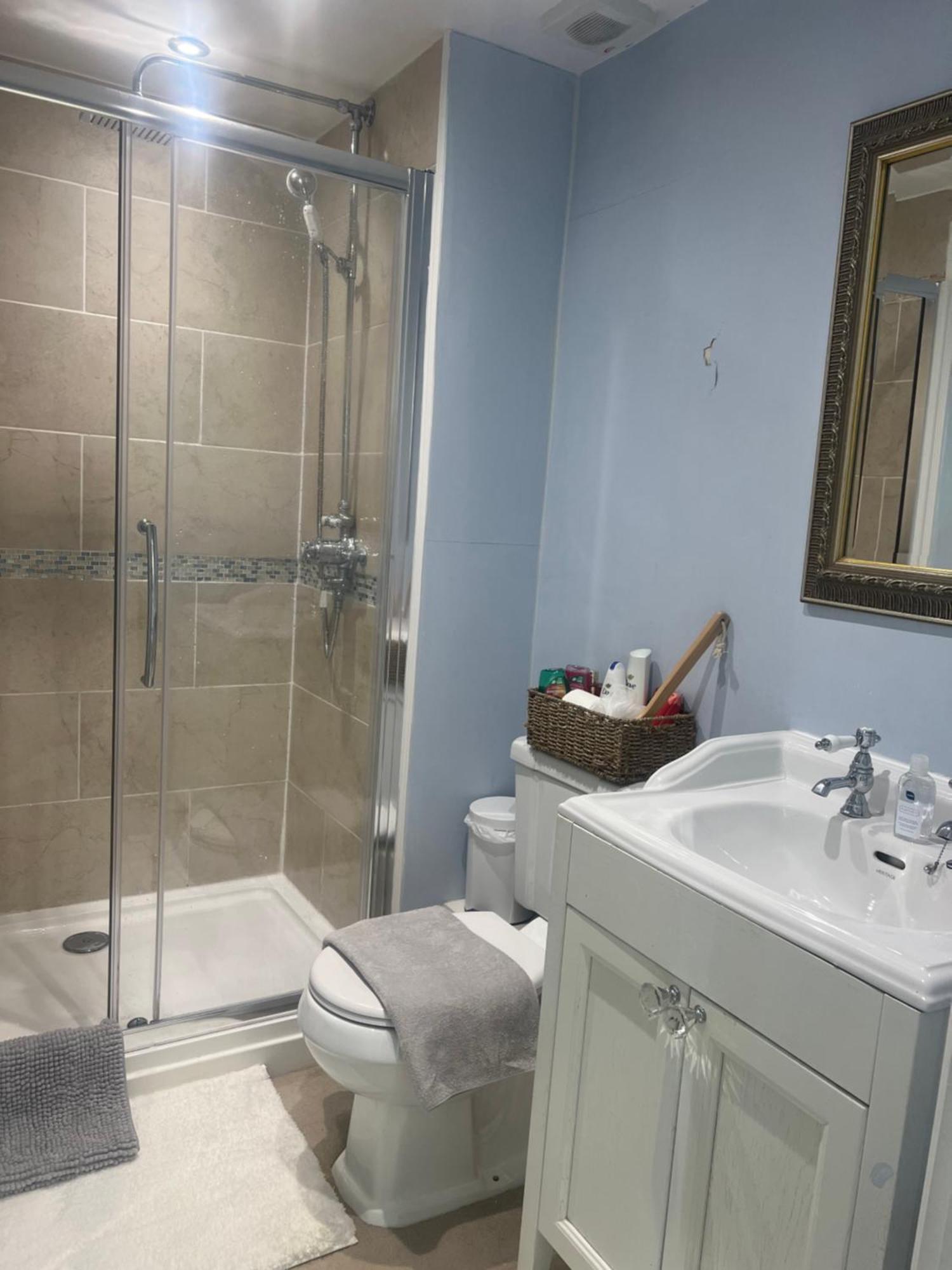 Highcroft House Villa Коршам Екстериор снимка